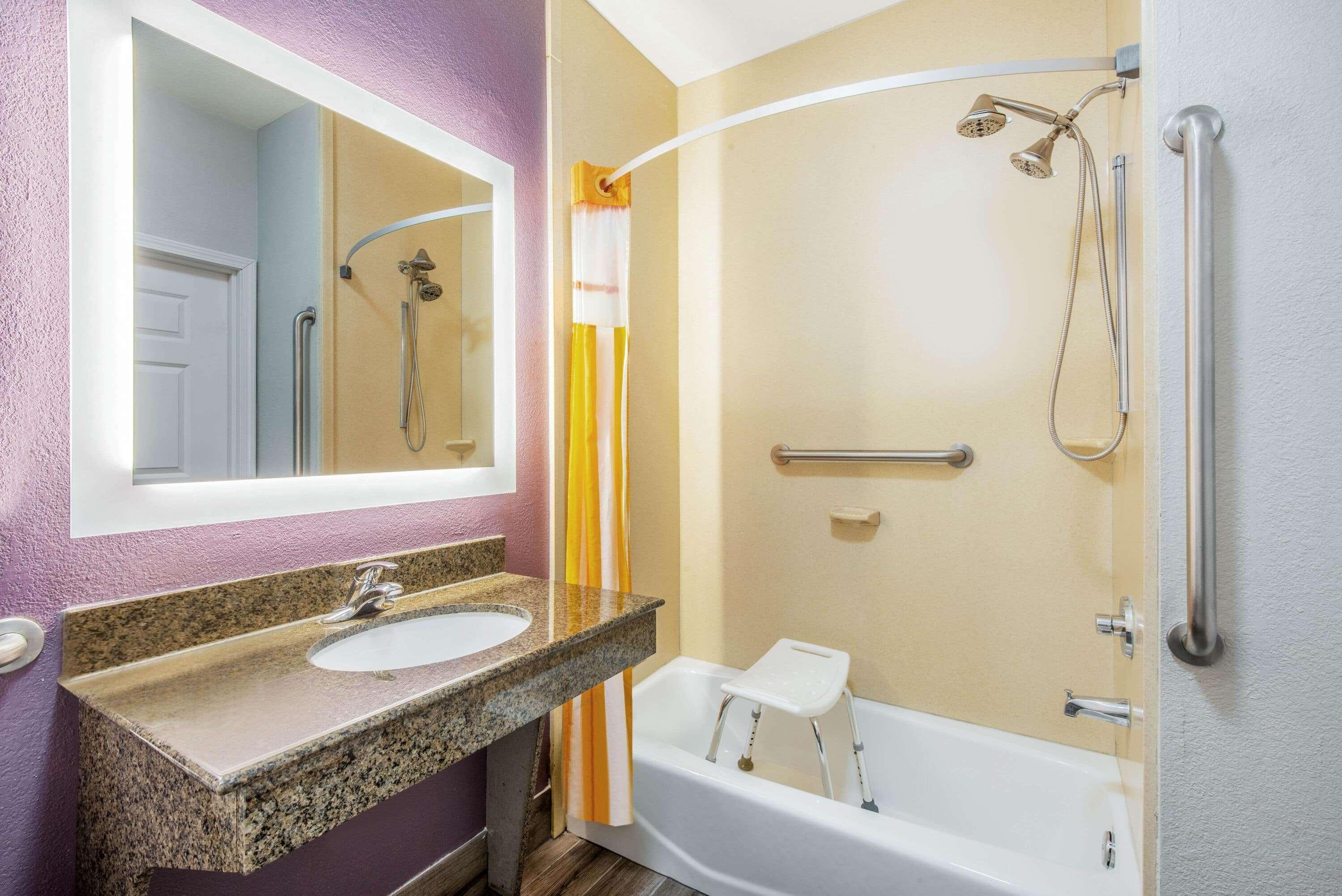 La Quinta by Wyndham Gainesville Extérieur photo